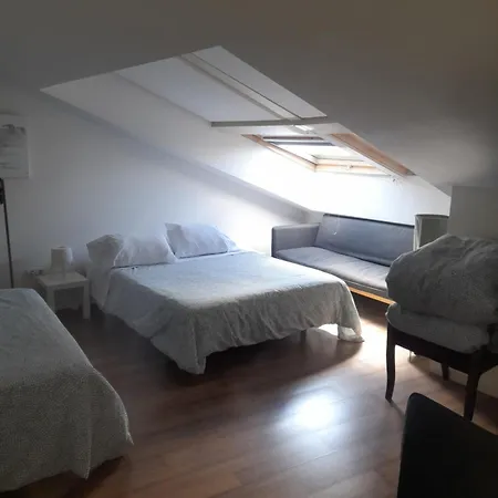 Toletum Low Cost Lofts Diafanos O 2Dormitorios Parking Municipal Gratis Al Aire Libre A 100M Toledo Exterior photo