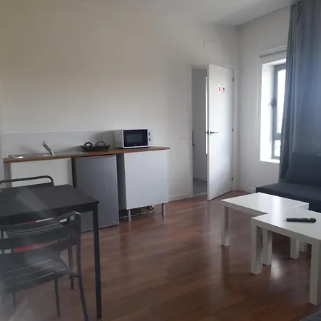 Toletum Low Cost Lofts Diafanos O 2Dormitorios Parking Municipal Gratis Al Aire Libre A 100M Toledo Exterior photo
